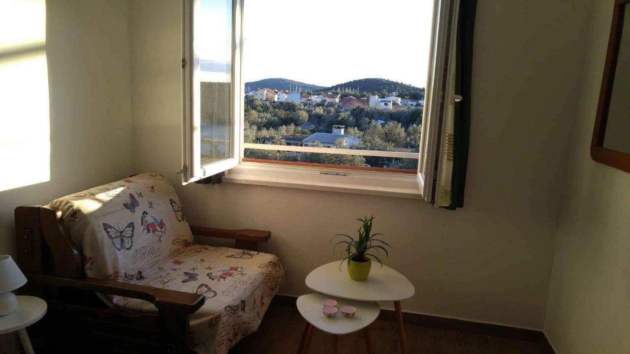Vera Apartment 1 Rogoznica  Room photo
